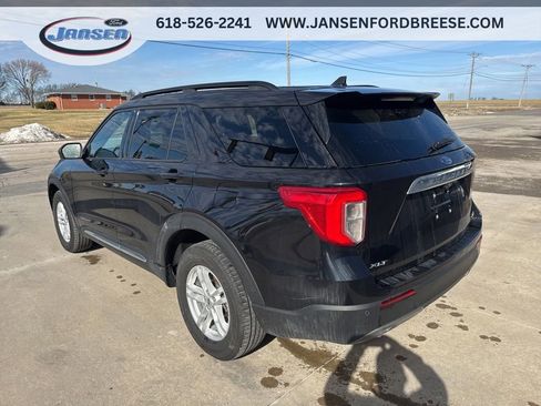 Used 2023 Ford Explorer XLT w/ Equipment Group 202A AWD/4WD image 4