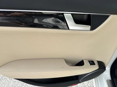 Used 2013 Mercedes-Benz C 350 Sport image 12