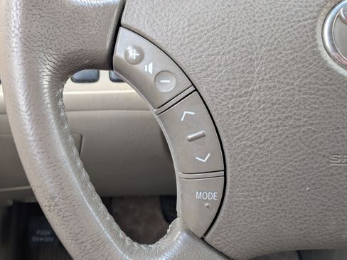 Used 2007 Toyota Highlander 4WD V6 w/ 3rd Row image 20