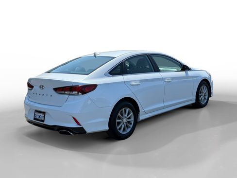 Used 2018 Hyundai Sonata SE FWD image 5