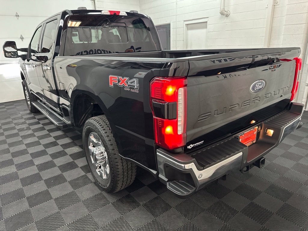 Used 2026 Ford F250 Lariat w/ Lariat Premium Package AWD/4WD image 7