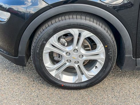 Used 2021 Chevrolet Bolt LT image 7