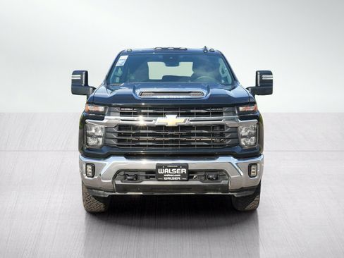Used 2024 Chevrolet Silverado 3500 LT w/ Convenience Package AWD/4WD image 8