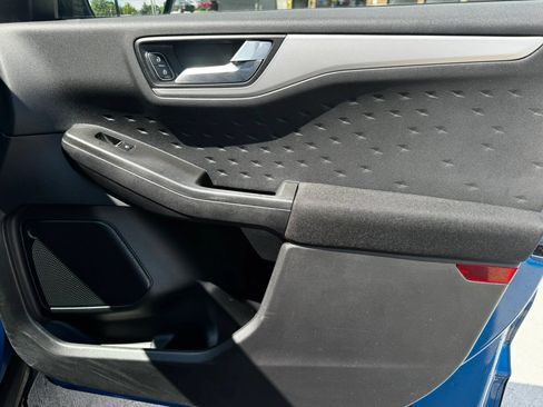 Used 2020 Ford Escape SE FWD image 15