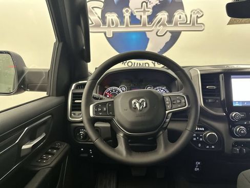 New 2026 RAM 1500 Big Horn AWD/4WD image 13