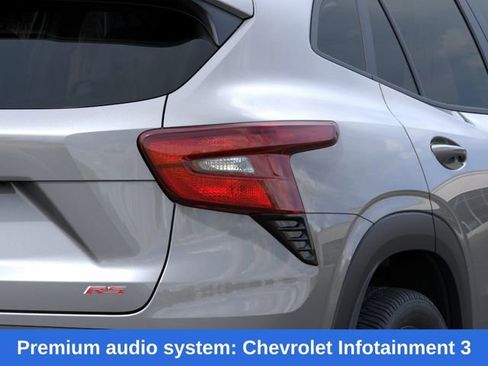 New 2026 Chevrolet Trax RS w/ Sunroof Package FWD image 12