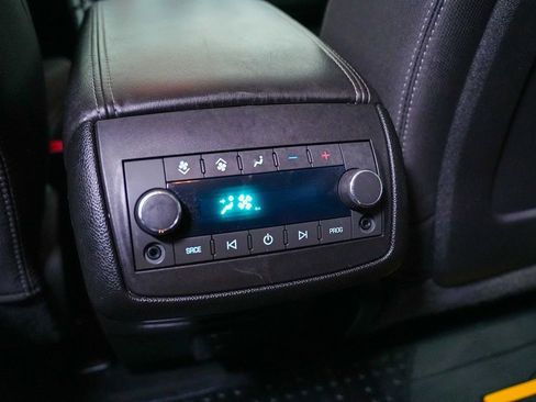 Used 2015 Chevrolet Traverse LT image 22