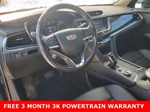 Used 2020 Cadillac XT6 Premium Luxury image 11