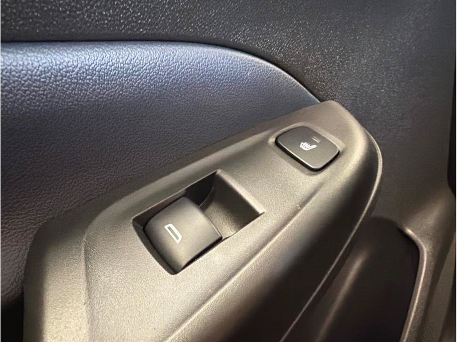 Used 2022 Chevrolet Bolt EUV Premier w/ Sun & Sound Package FWD image 15