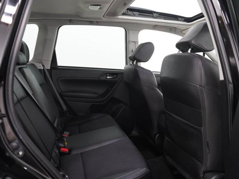 Used 2018 Subaru Forester 2.5i Premium w/ Popular Package #2A AWD/4WD image 13