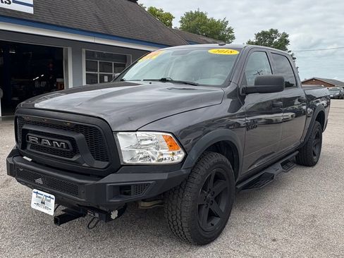 Used 2018 RAM 1500 Express image 3