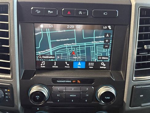 Used 2017 Ford F150 Raptor w/ Equipment Group 802A Luxury image 17