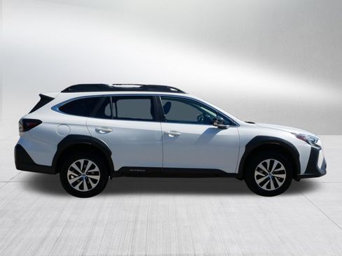 Used 2023 Subaru Outback Premium AWD/4WD image 8
