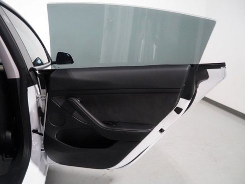 Used 2023 Tesla Model 3 RWD image 54