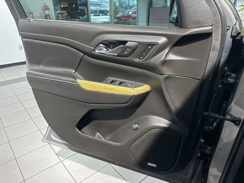 Used 2019 GMC Acadia Denali w/ Technology Package image 27