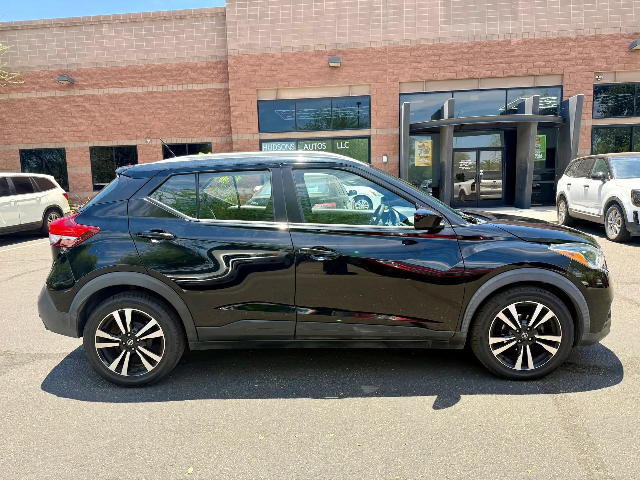 Used 2020 Nissan Kicks SV FWD image 4