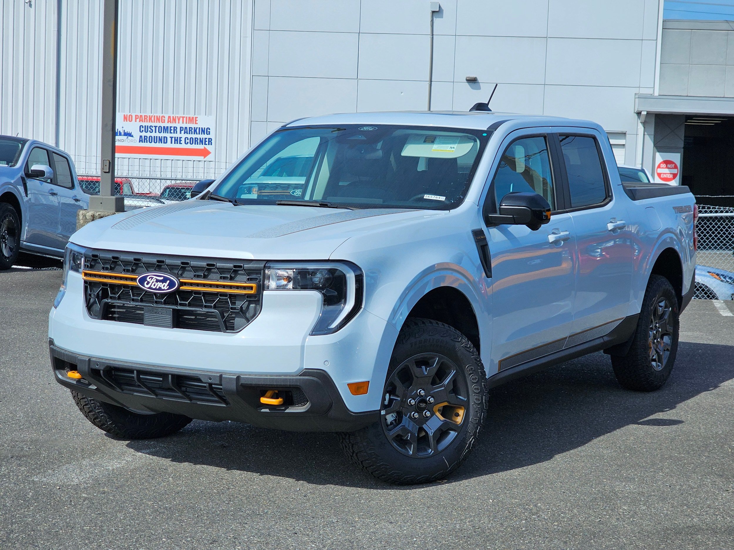 New 2026 Ford Maverick Tremor AWD/4WD image 1