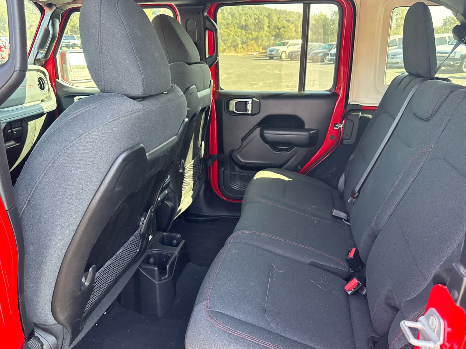 Used 2026 Jeep Wrangler Unlimited Rubicon AWD/4WD image 10