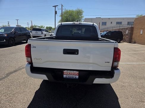 Used 2023 Toyota Tacoma SR5 w/ Technology Package AWD/4WD image 2
