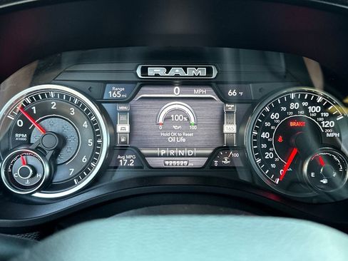 Used 2019 RAM 1500 Laramie image 19