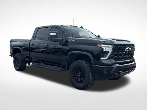 Used 2026 Chevrolet Silverado 2500 ZR2 AWD/4WD image 8