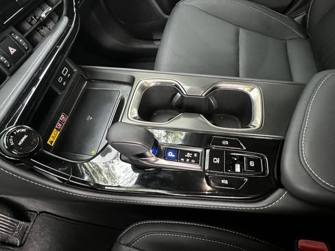 Used 2025 Lexus NX 250 FWD w/ Accessory Package (2T) image 26