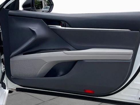 Used 2024 Toyota Camry SE FWD image 22