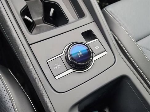 New 2026 Volkswagen Tiguan SE image 21