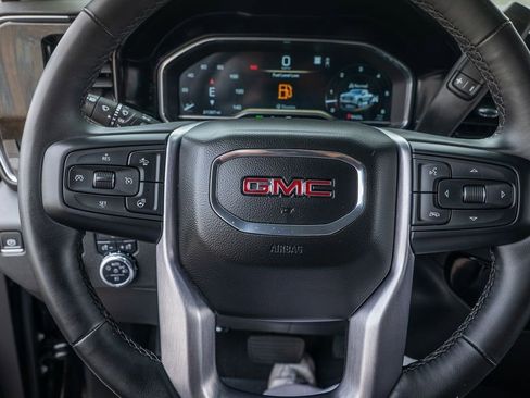 Used 2023 GMC Sierra 1500 Elevation image 18