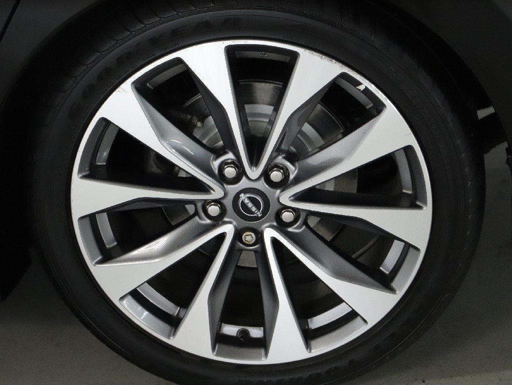 Used 2023 Nissan Maxima Platinum w/ Sport Mat Group FWD image 42
