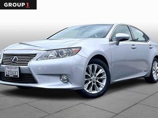 Used 2013 Lexus ES 300h video 1