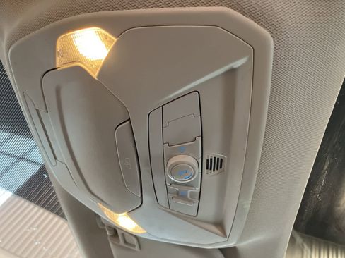 Used 2016 Ford Focus Titanium w/ Exterior Protection Package image 22