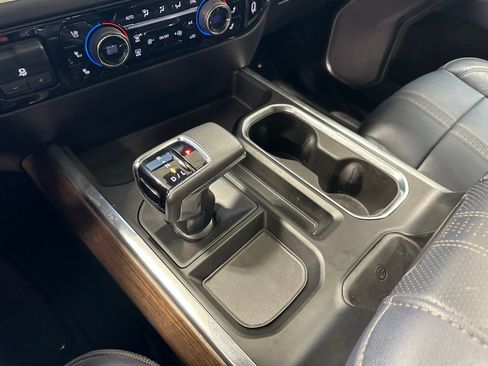 Used 2022 Chevrolet Silverado 1500 High Country w/ LPO, Dark Essentials Package AWD/4WD image 25