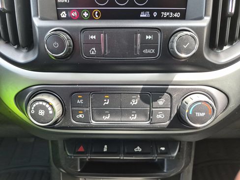 Used 2021 Chevrolet Colorado LT RWD image 19