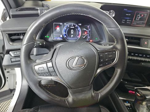 Used 2020 Lexus UX 200 w/ Accessory Package FWD image 5