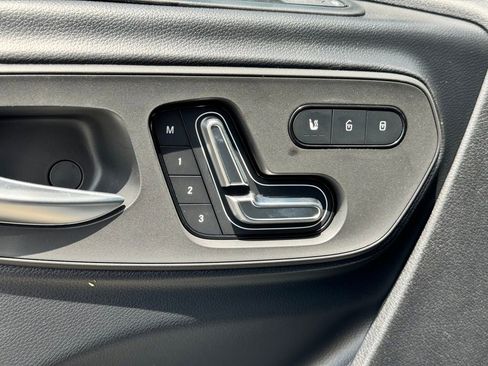 Used 2024 Mercedes-Benz eSprinter 170 Cargo image 16