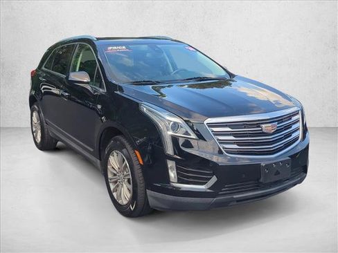 Used 2018 Cadillac XT5 Luxury w/ Driver Awareness Package FWD image 3