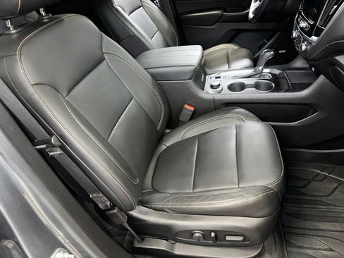 Used 2020 Chevrolet Traverse RS w/ LPO, Floor Liner Package image 38