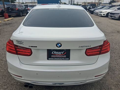 Used 2011 Porsche Panamera 4 AWD/4WD image 8