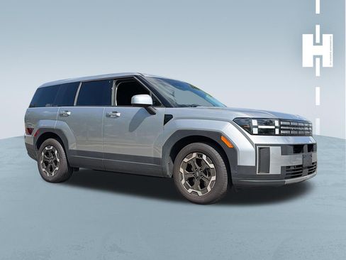 Used 2024 Hyundai Santa Fe SE AWD/4WD image 1