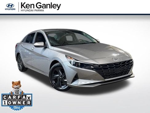 Used 2023 Hyundai Elantra SEL FWD image 1