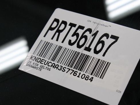 Used 2025 Kia Seltos S AWD/4WD image 34