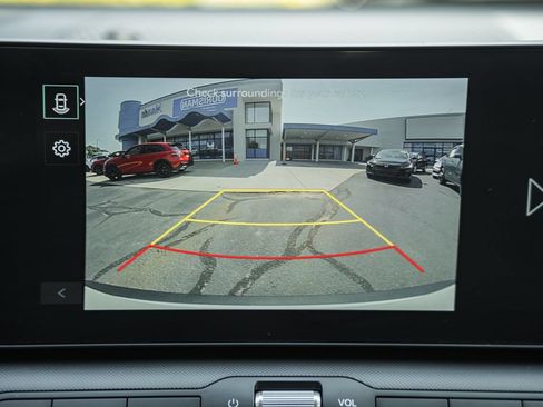 Used 2025 Kia K4 FWD image 36