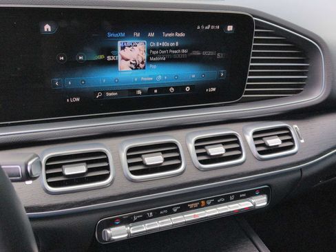 Used 2023 Mercedes-Benz GLE 450 4MATIC image 28