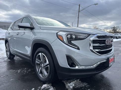 Used 2018 GMC Terrain SLT w/ Preferred Package image 3