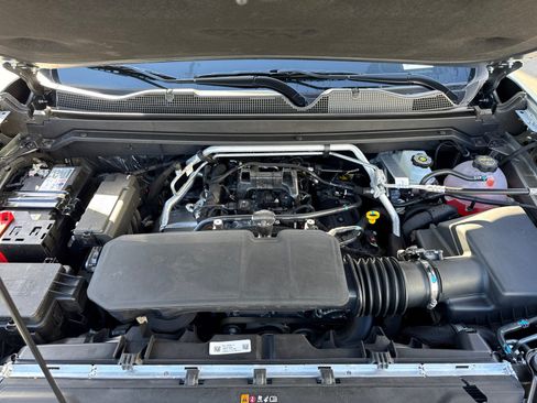 Used 2026 GMC Canyon Denali AWD/4WD image 8
