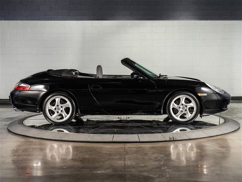 Used 2001 Porsche 911 Cabriolet image 8