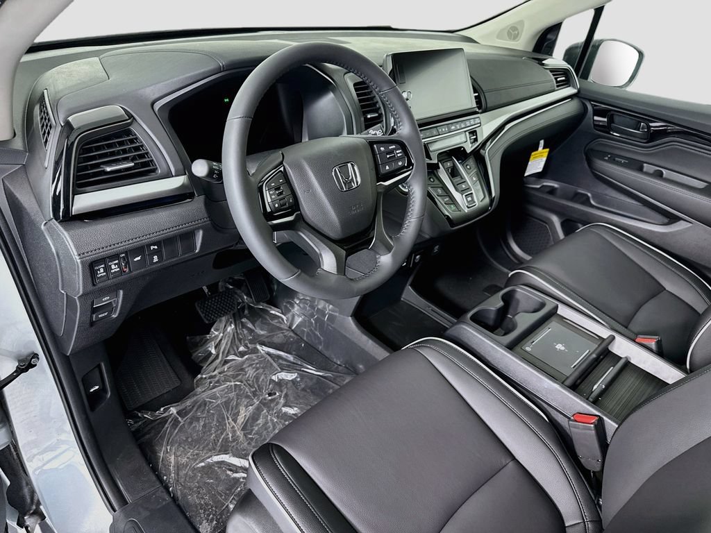 New 2026 Honda Odyssey Touring image 9