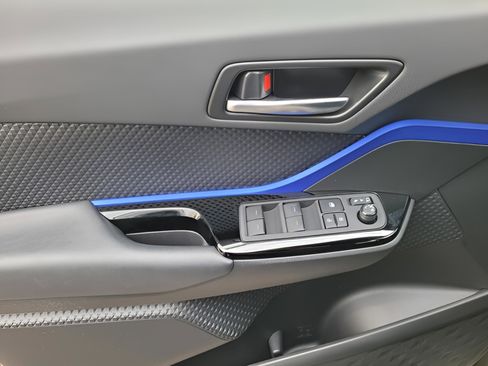 Certified 2021 Toyota C-HR XLE image 15