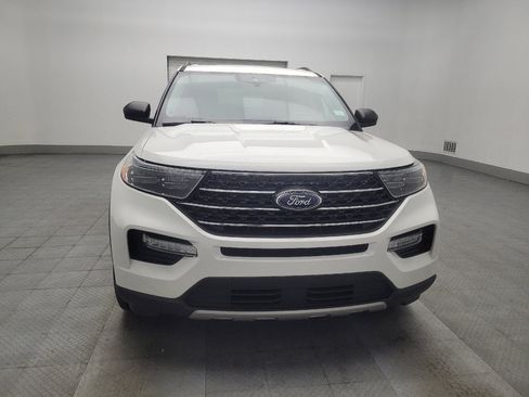 Used 2024 Ford Explorer XLT w/ Equipment Group 202A RWD image 14